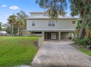 3625 N Suwannee Point, Crystal River, FL 34428