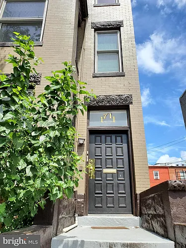 1711 U St NW #2 Photo 1 1711 U St NW #2 Photo 1
