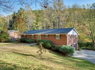 284 Millbrook Dr, Brevard, NC 28712