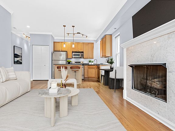 5th image of 1514 W North Shore Ave APT D2