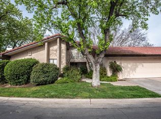 5537 N El Adobe Dr, Fresno, CA 93711