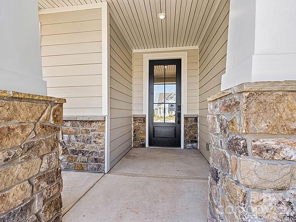 5th image of 4448 Moxie Way