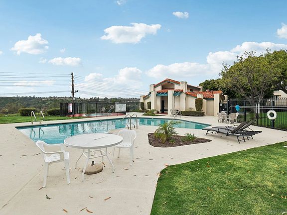 3rd image of 11255 Tierrasanta Blvd Unit 82