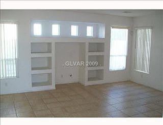 3rd image of 896 Sterling Thorn Ct