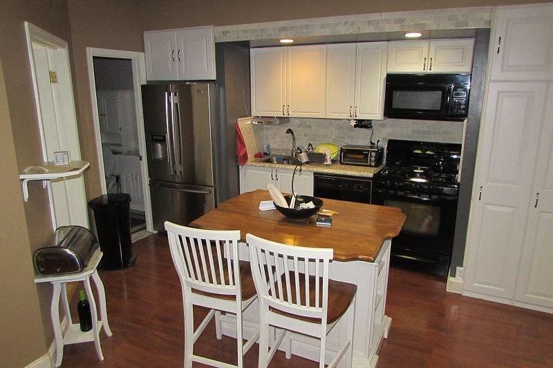 1st image of 513 Valley Brook Ave