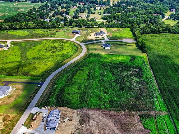 5th image of 4090 Stone Hill Dr E Lot 28
