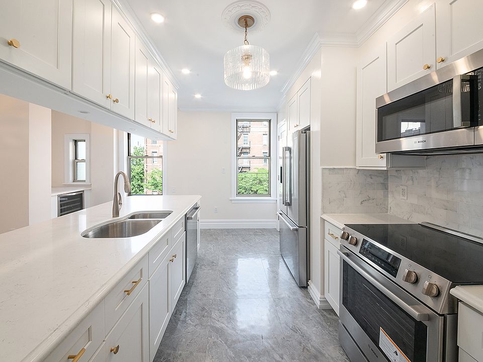 1st image of 77 W 85th St #4C3