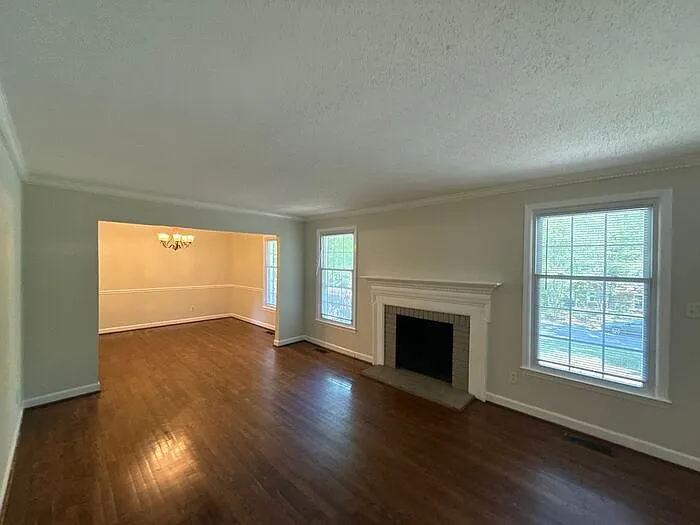 Building Photo - 5710 Charing Pl