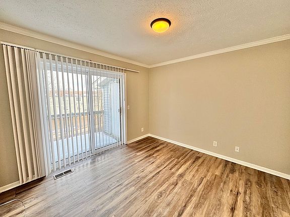5th image of 1104 Mazatlan Cir Unit C
