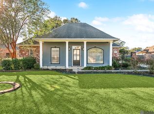 17367 Les Chenier St, Prairieville, LA 70769