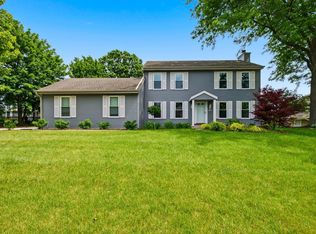 W169N10806 Redwood Ln, Germantown, WI 53022