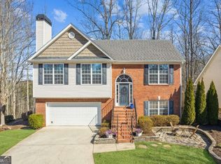 2181 Wildcat Cliffs Ln, Lawrenceville, GA 30043