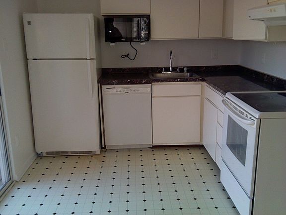 3rd image of 13950 Big Yankee Ln