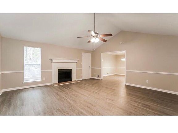 3rd image of 510 Hillside Dr