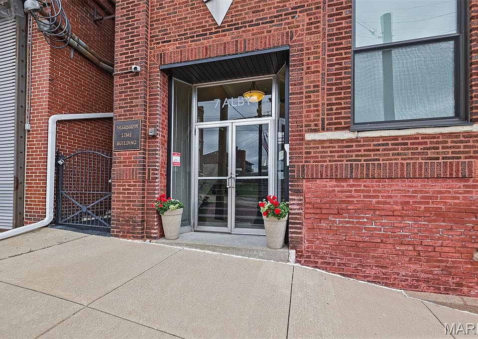 1st image of 7 Alby St APT 9