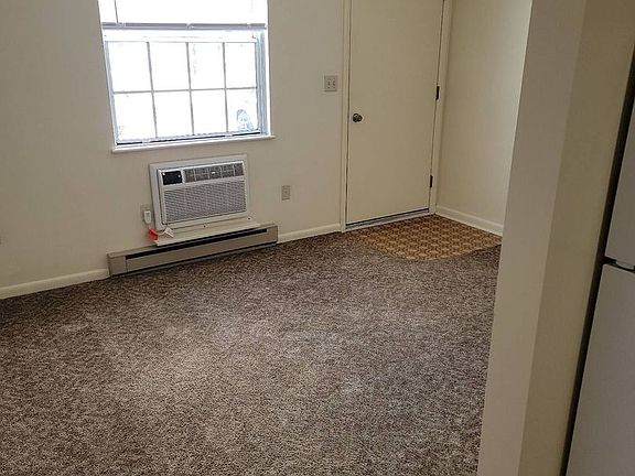 4th image of 930 Vine St #D