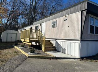 6 Old State Rd, Highland Falls, NY 10928