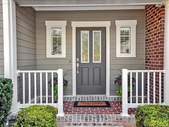 3rd image of 9411 Creek Summit Cir