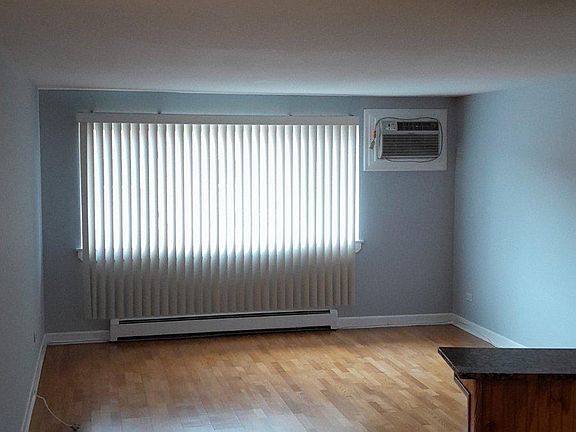 3rd image of 8814 Briar Ct Unit 2B
