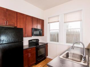 618 S 3rd St #A, Philadelphia, PA 19147