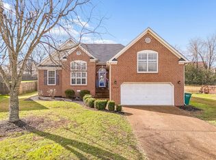 2713 Aston Woods Ln, Thompsons Station, TN 37179