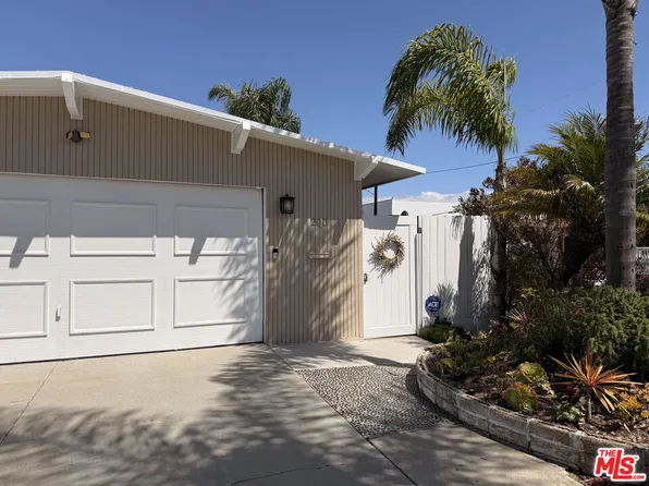 200 Larsson St, Manhattan Beach, CA 90266