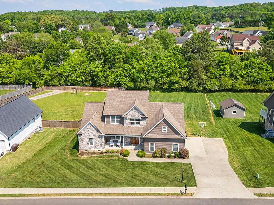 1st image of 242 Chase Ln NE