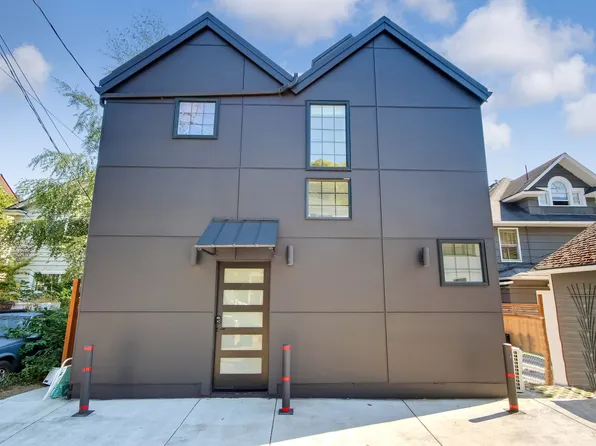 5245 18th Ave NE, Seattle, WA