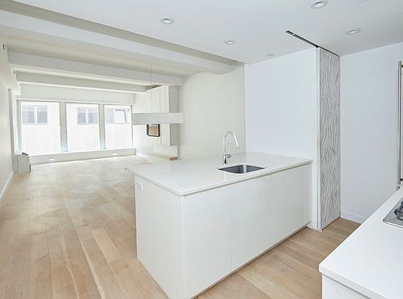 5th image of 90 William St APT 2C