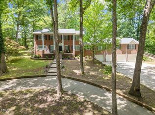 9801 Honeycutt Rd, Raleigh, NC 27614
