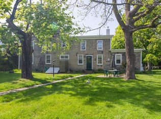 6 Hand Ln, Amagansett, NY 11930