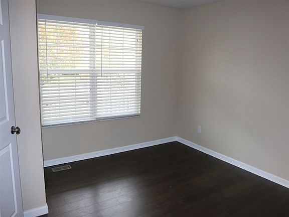 5th image of 108 Leasure Dr