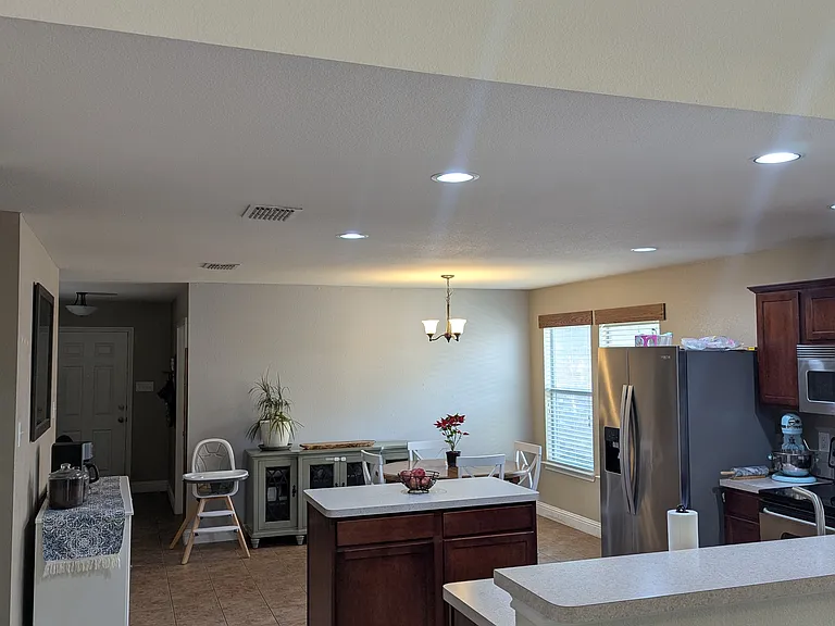 1217 Oak Hollow Ln — Photo 9