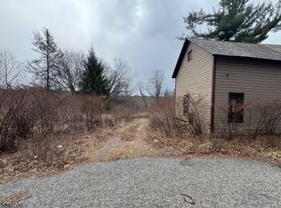 197 E Mill Rd, Washington Twp., NJ 07853