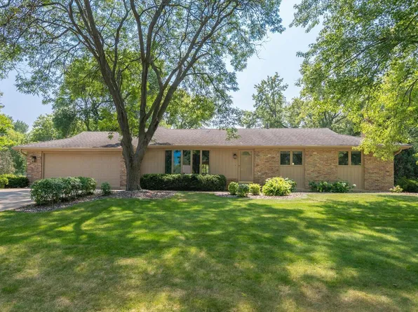 7262 Tartan Curv, Eden Prairie, MN 55346