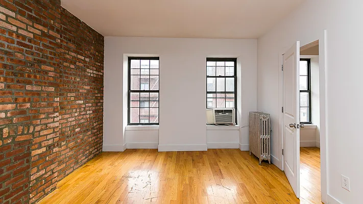 Rented by Nooklyn NYC LLC | media 21