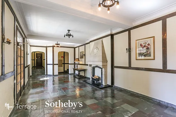 Sold by Terrace Sotheby's International Realty | media 2