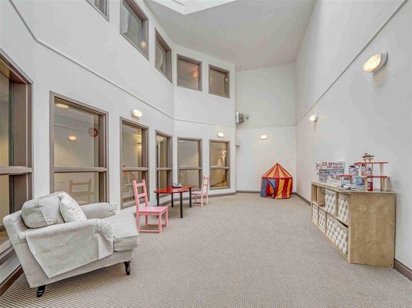 3 bedroom rental in Vancouver — photo 24