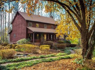 1140 37th Avenue Dr NE, Hickory, NC 28601