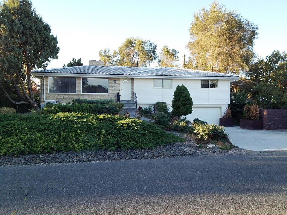 1st image of 603 W 24th Pl