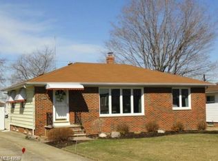 3120 Dentzler Rd, Parma, OH 44134