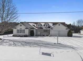 11842 N Michelle Dr, Wheatfield, IN