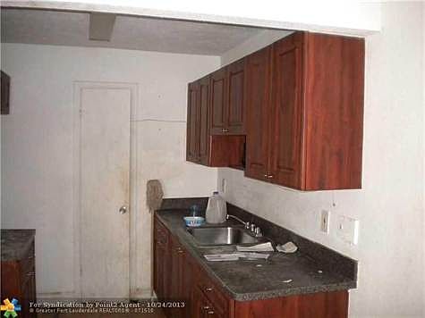 2nd image of 1337 S Dixie Hwy APT 505