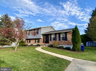 1407 Lincoln Woods Dr, Baltimore, MD 21228