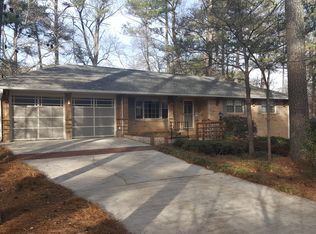 3954 Lindley Dr, Powder Springs, GA 30127