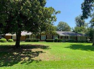 1234 Park St, Greenville, MS 38701