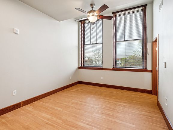 5th image of 45 Lexington Ave NW #206