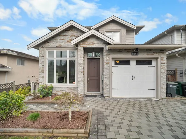 4986 Inman Ave, Burnaby, BC V5G 2Y6