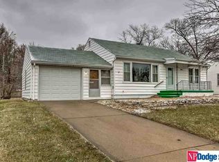 7506 Cass St, Omaha, NE 68114