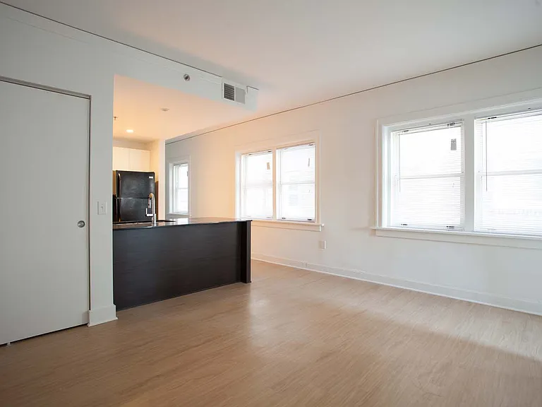 Dining/Living room